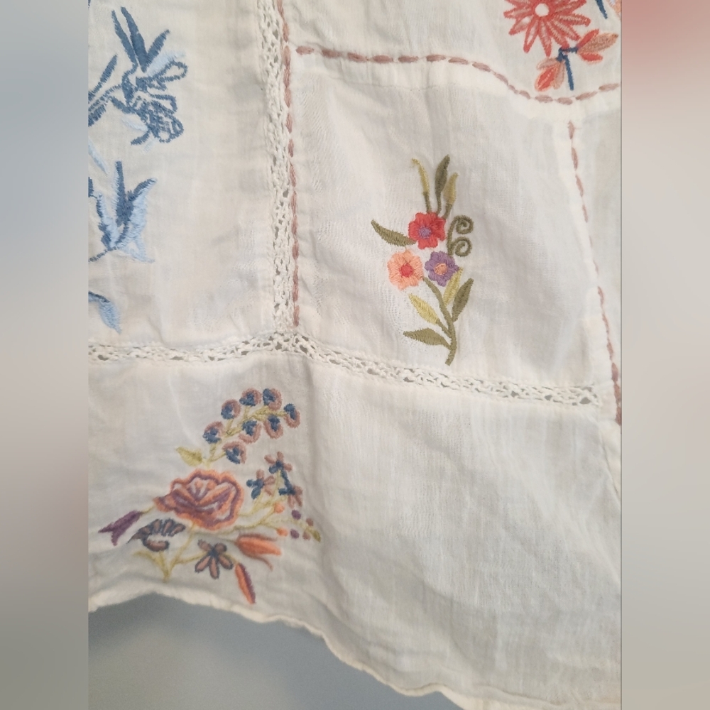 Floreat Anthropologie Patchwork Embroidered Top Size MP Cottagecore! Boho! - Picture 6 of 13